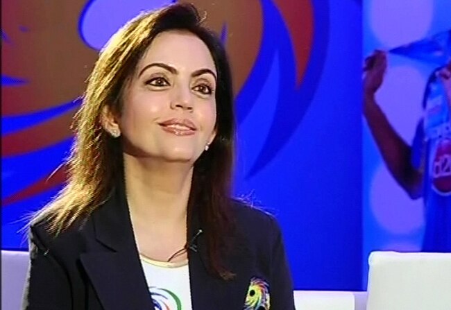 नीता अंबानी