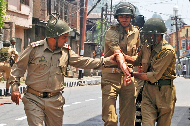 कश्मीर में आतंकी हमला