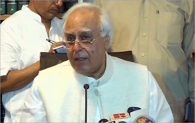 कपिल सिब्‍बल