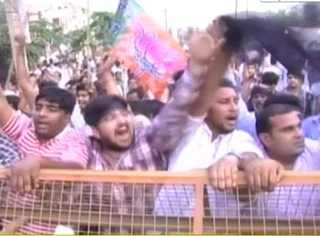 विकास रैली में बीजेपी के कार्यकर्ताओं का हंगामा
