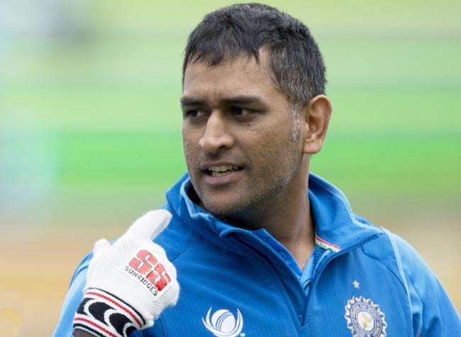 एम एस धोनी