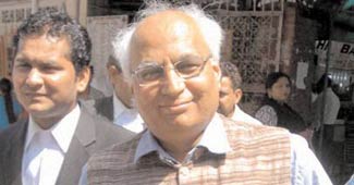 सुधींद्र कुलकर्णी