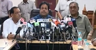 राजीव शुक्ला और विजय बहुगुणा