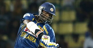 थिसारा परेरा