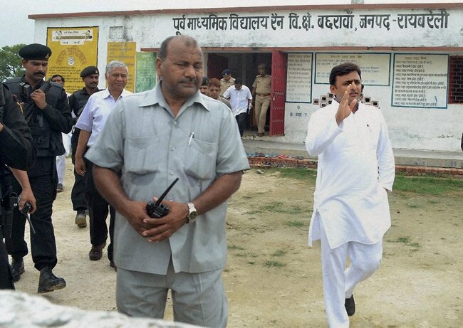 अखिलेश यादव