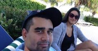 जेनिफर और उसका पति