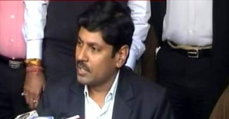 डीएम रविकांत सिंह