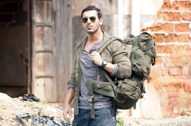 फिल्म मद्रास कैफे का पोस्टर