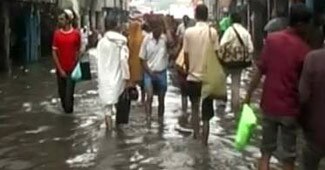 सदर बाजार में जल भराव