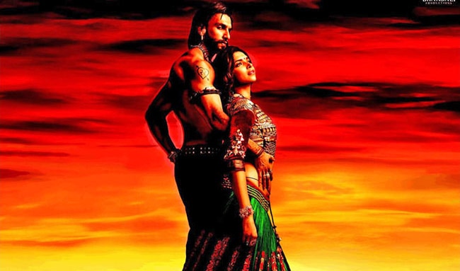 रामलीला के पोस्‍टर में दीपिका पादुकोण और रणवीर सिंह