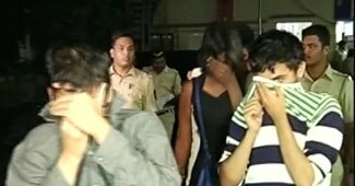 मुंबईः गे रेव पार्टी का भांडाफोड़