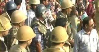 मेरठ में हिंसक झड़प