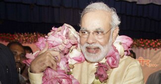 नरेंद्र मोदी