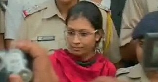 शिल्‍पी ने किया सरेंडर