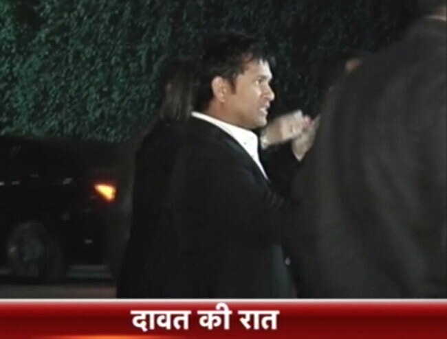 पार्टी में सचिन तेंदुलकर