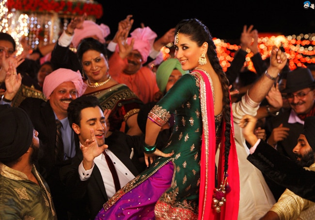 फिल्म गोरी तेरे प्यार में का एक दृश्य