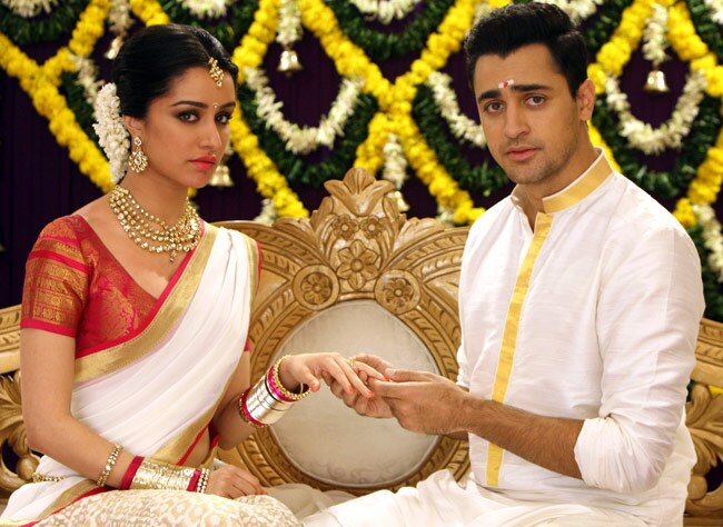 'गोरी तेरे प्‍यार में' फिल्‍म का एक दृश्‍य