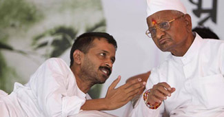 अरविंद केजरीवाल और अन्ना हजारे