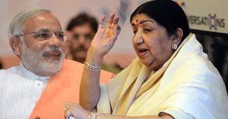 लता मंगेशकर के साथ नरेंद्र मोदी