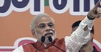 रैली में नरेंद्र मोदी