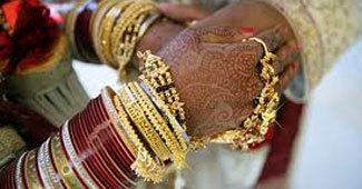 विवाह की प्रतीकात्मक तस्वीर