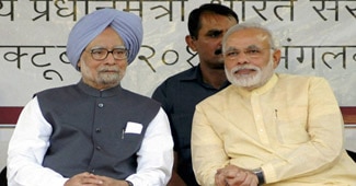 File Photo: मनमोहन सिंह और नरेंद्र मोदी