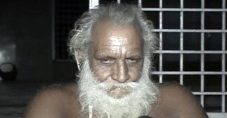 संत शोभन सरकार के चेले ओमजी