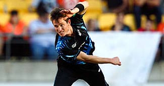 न्यूजीलैंड के गेंदबाज एडम मिलने