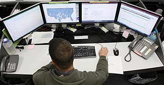 इंटरनेट पर आपकी गतिविधियों पर नजर