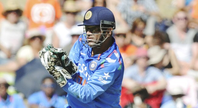 एम एस धोनी