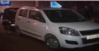 राखी बिड़ला की कार, जिस पर हुआ हमला