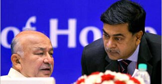 सुशील कुमार शिंदे और आरके सिंह