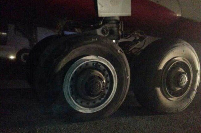 एयर इंडिया के विमान का टायर फटा