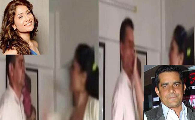 गीतिका ने जड़ा आरोपी डायरेक्टर को थप्पड़