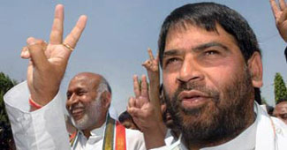 साधु यादव की फाइल फोटो