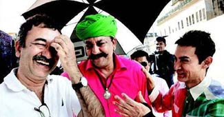 'पीके' के सेट पर हिरानी, संजय और आमिर