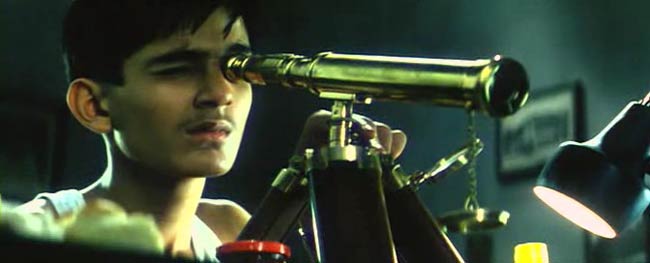 फिल्म ‘एक छोटी सी लव स्टोरी’ का एक सीन