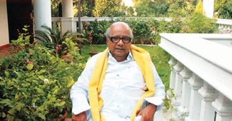 एम करुणानिधि