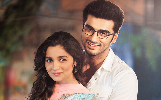 फिल्म् 2 स्टेट्स के एक दृश्य में अर्जुन कपूर और आलिया भट्ट