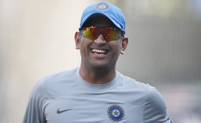 एम एस धोनी