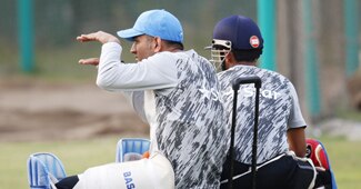 एम एस धोनी