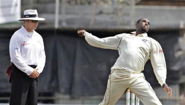 इंग्लैंड की टीम के ऑफ स्पिनर शेन शिलिंगफोर्ड