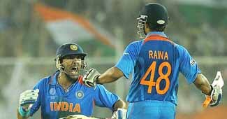 File Photo: युवराज सिंह और सुरेश रैना