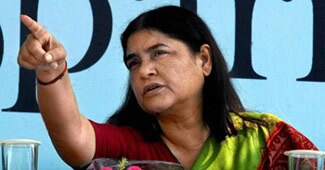 मेनका गांधी