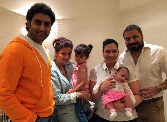 अभिषेक-ऐश्‍वर्या बेटी आराध्‍या और निर्माता बंटी वालिया अपनी बेटी आएरा के साथ
