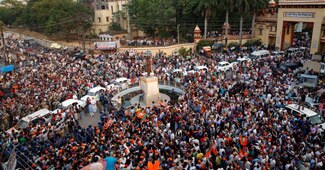 बनारस के लंका गेट पर मोदी का रोड शो