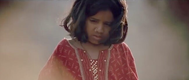 इस लड़की की आंख में नहीं आता एक भी आंसू