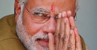 नरेंद्र मोदी