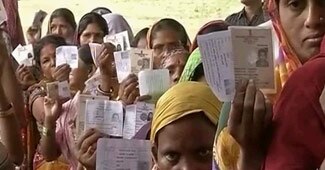 8वें दौर की वोटिंग जारी