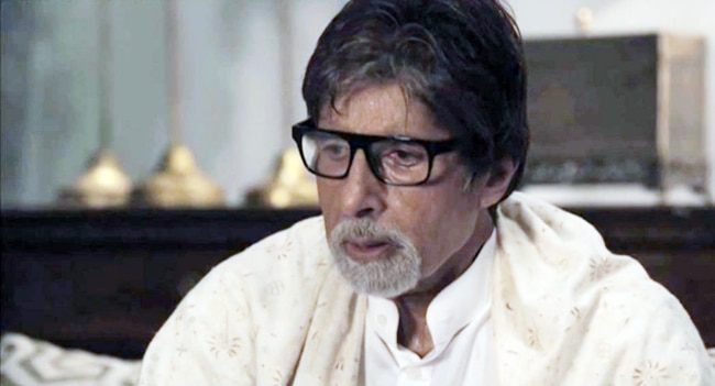 टीवी शो 'युद्ध' के एक दृश्‍य में बॉलीवुड के महानायक अमिताभ बच्‍चन